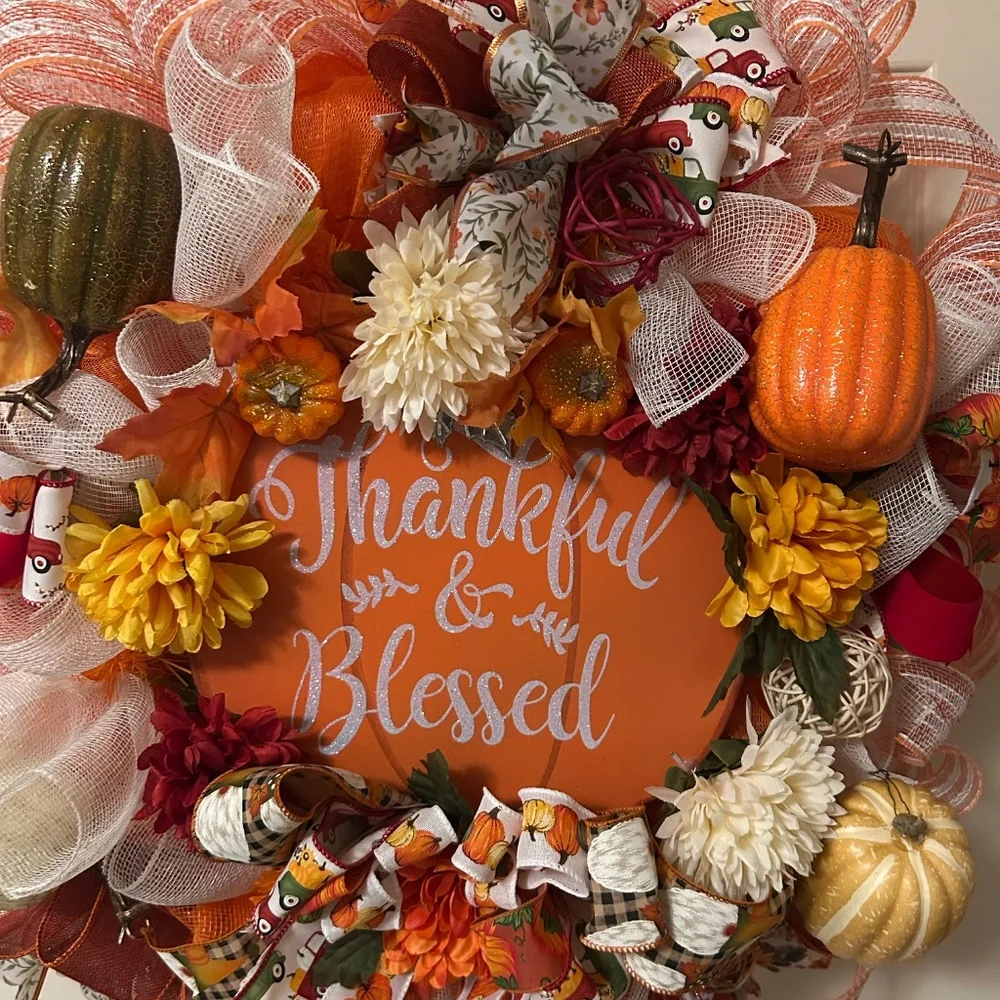 Fall wreath/thankful and blessed